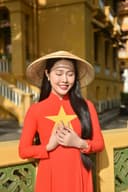 Chị Nguyễn Thị Hoa